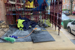 CAST-IRON-RAILINGS-INSTALL-2 CAST-IRON-RAILINGS-INSTALL-2